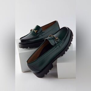 WOMENS LIANNA BURNISH SUPER LUG WEEJUNS LOAFER Size. 9